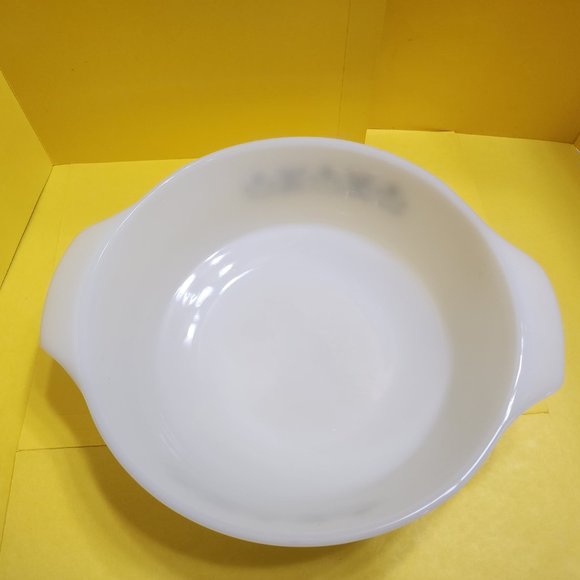 Fire King "Meadow Green" 1- 1/2qt. Round Casserole with Glass Lid Anchor Hocking - Picture 6 of 16